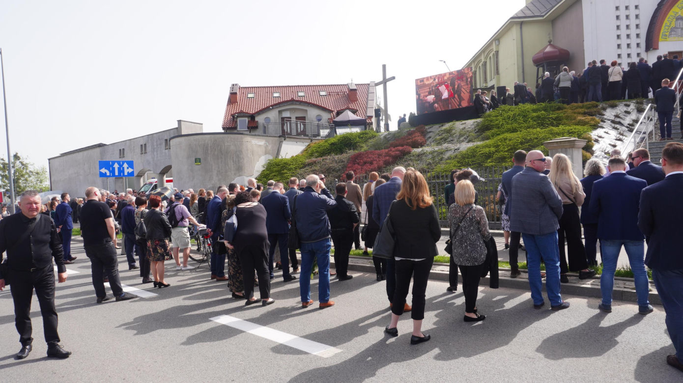 Pogrzeb Mirona Sycza. Tłumy pożegnały wicemarszałka województwa warmińsko-mazurskiego