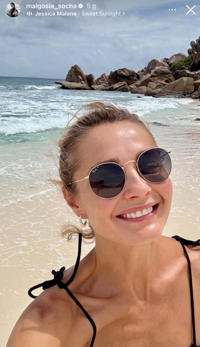 Gwiazdy witają nowy rok w bikini