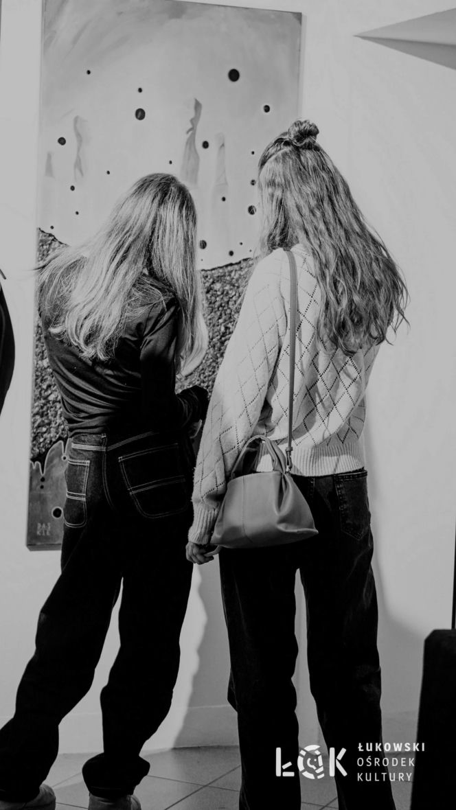 Wystawa w ŁOK "Okna na światy" Dariusza Skiermunta