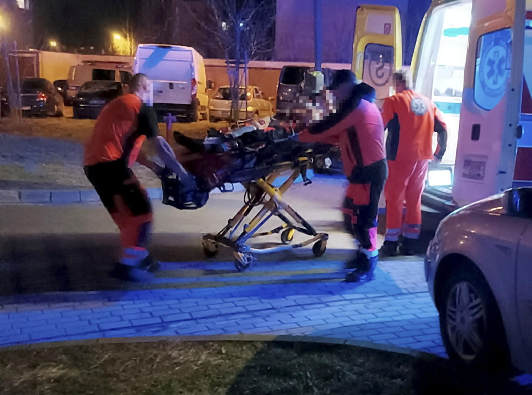 Siedlce, ratownik medyczny dostał nożem