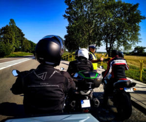 Policja prowadzi wzmożone kontrole na podlaskich drogach