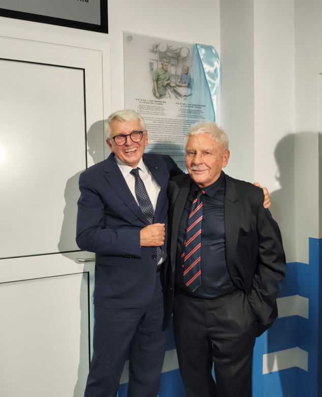 Szpital uhonorował wybitnych kardiochirurgów. Legendy skalpela otworzyły hybrydową salę operacyjną