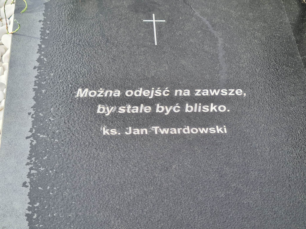 Grób Emilki z Komorowa. Zginęła w wypadku pociągu [GALERIA]