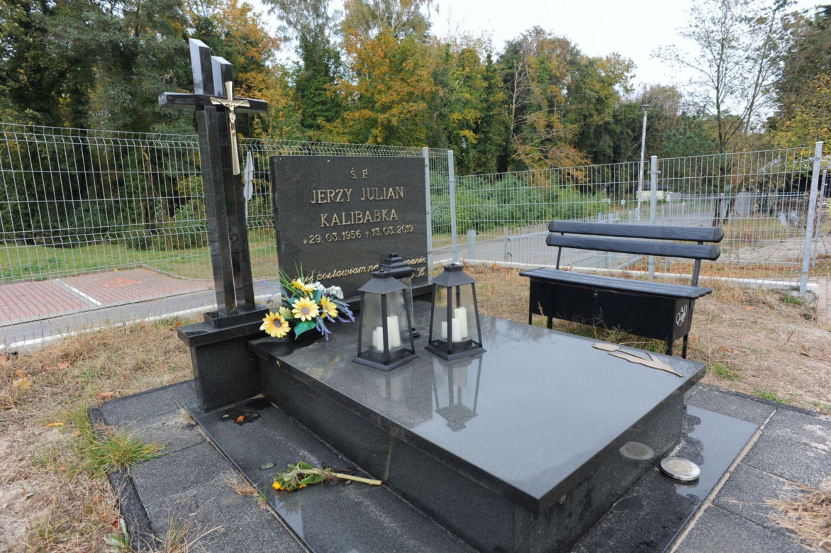Tak wygląda grób słynnego uwodziciela z czasów PRL, Jerzego Kalibabki