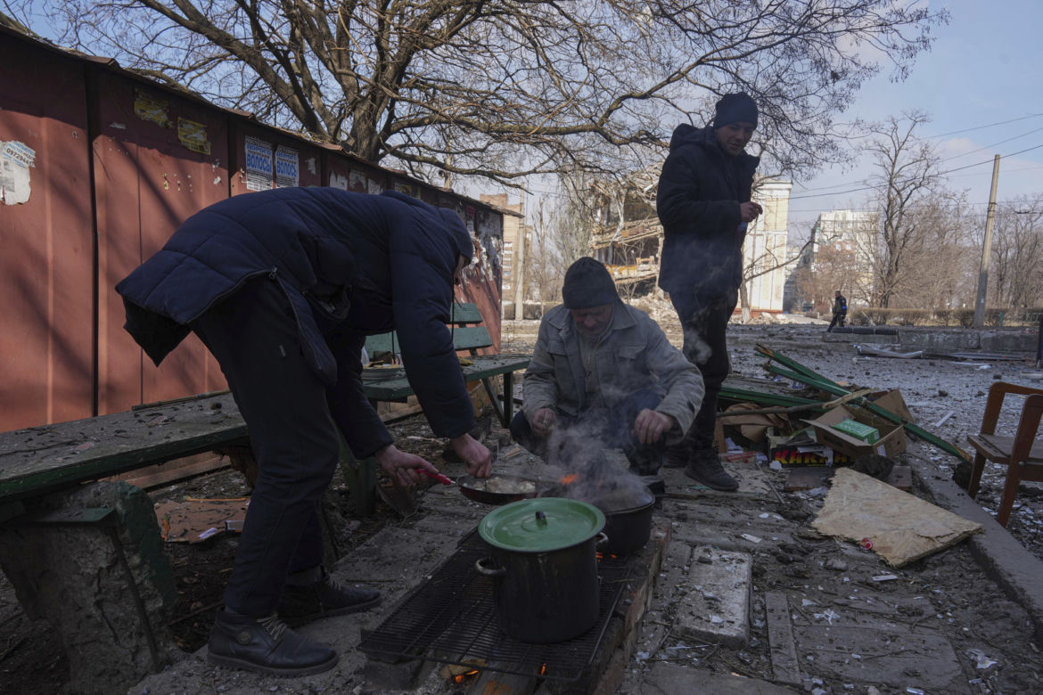 Ukraina. Życie w zniszczonym Mariupolu
