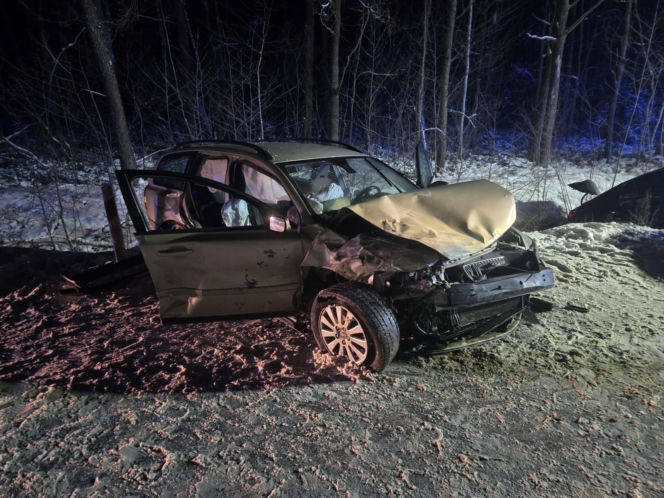 Groźny wypadek w Czarnowcu. Pięć osób rannych, w tym kobieta w ciąży i 7-letni chłopiec