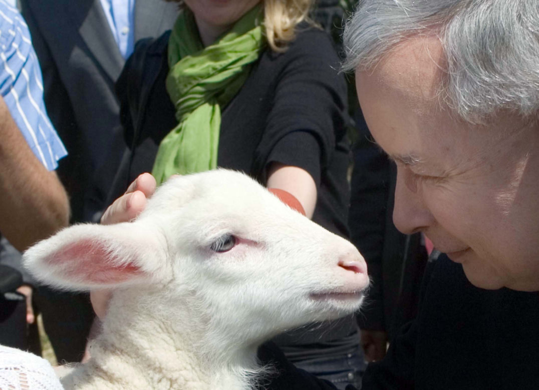 Jarosław Kaczyński w gospodarstwie w Kubalinie