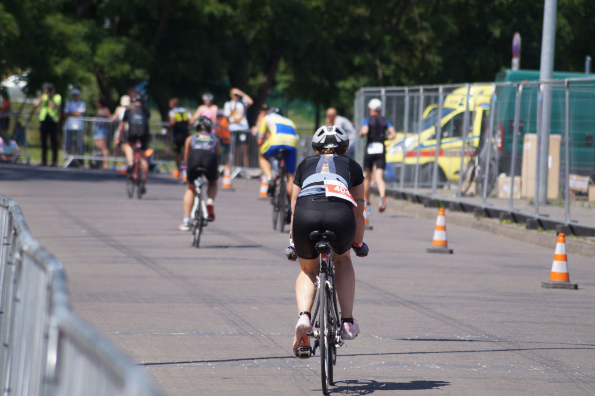 Enea Bydgoszcz Triathlon 2023. Sportowe emocje w centrum miasta! [ZDJĘCIA]