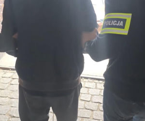 Dramat na studenckiej imprezie we Wrocławiu! Mężczyzna z nożem wtargnął na statek