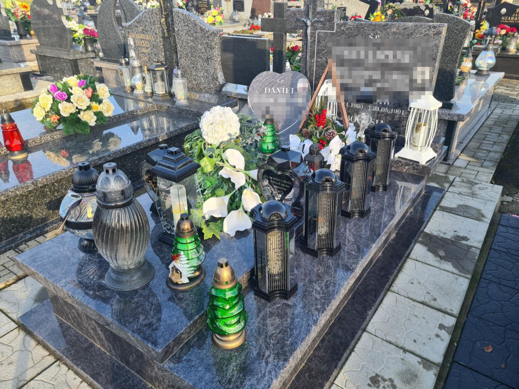 Tragiczna śmierć piłkarza Zacisze Trześń. Grób Daniela [GALERIA]
