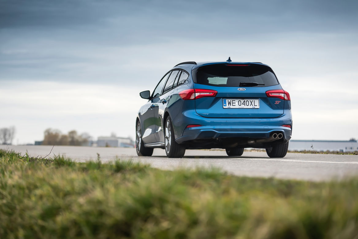Ford Focus ST kombi 2.0 EcoBlue 190 KM M6 