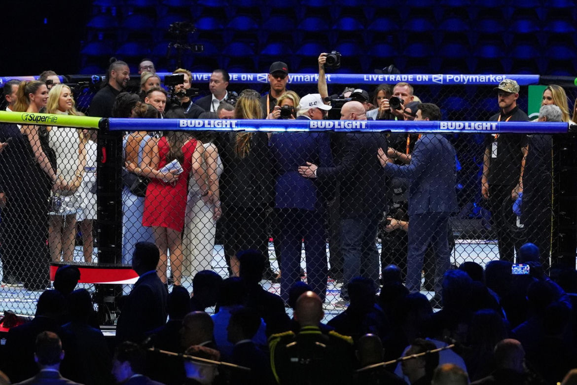 Gala UFC na 80. urodziny Donalda Trumpa