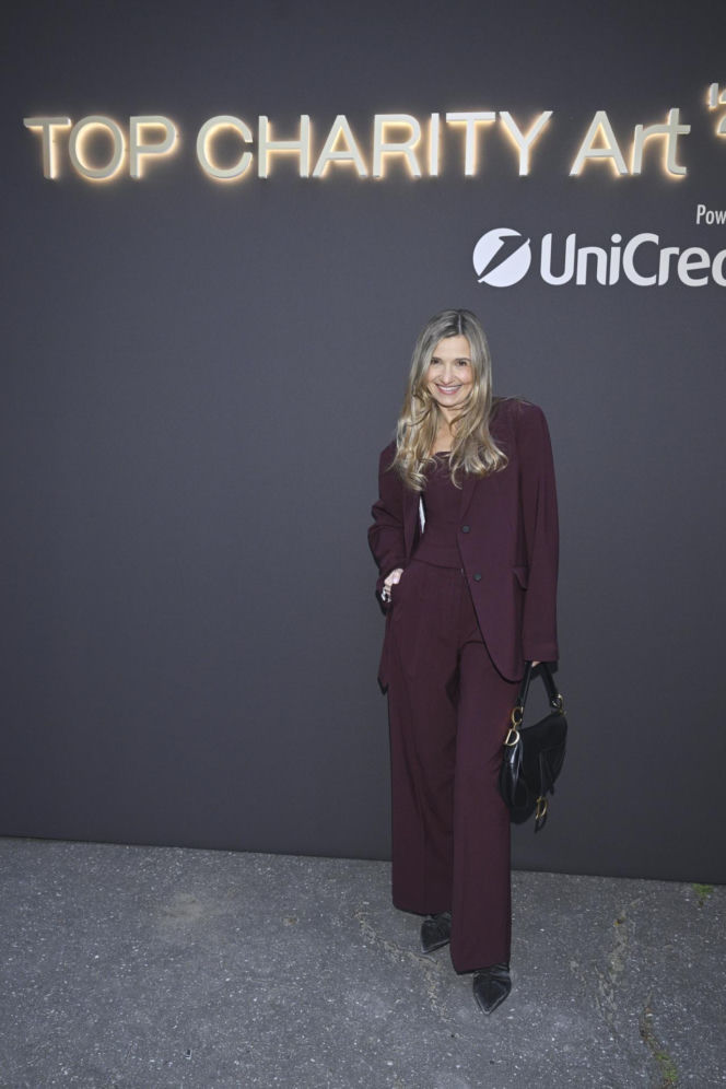 TOP CHARITY ART 2026