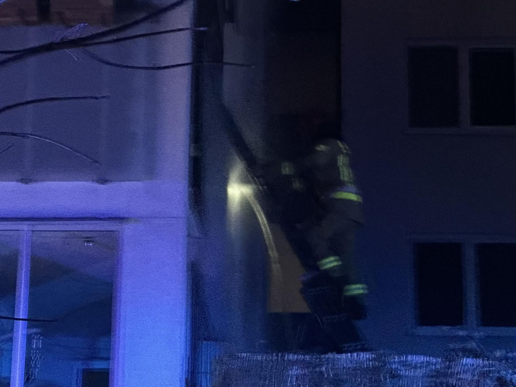 Ratują ludziom życie, teraz stracili wszystko. Małżeństwo ratowników medycznych zbiera na odbudowę po pożarze