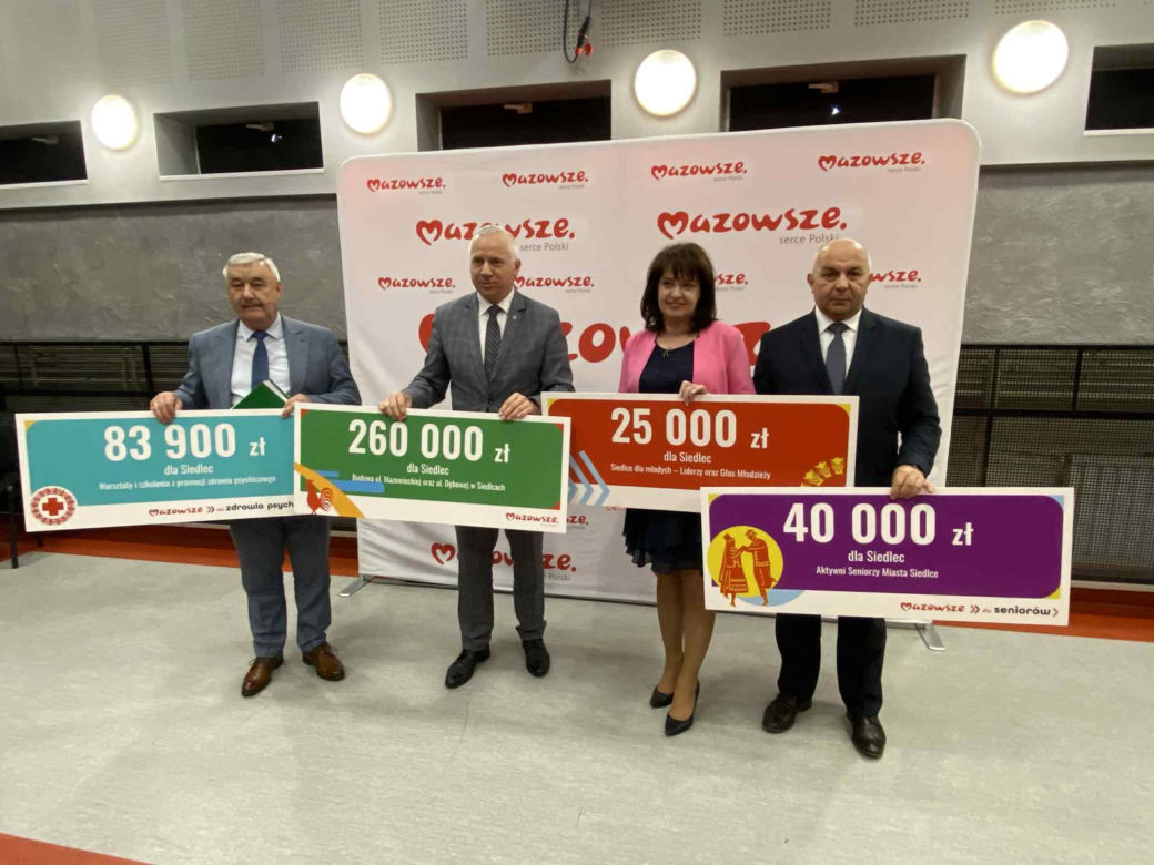 Kilkadziesiąt nowych inwestycji w powiecie siedleckim z dofinansowaniem Mazowsza