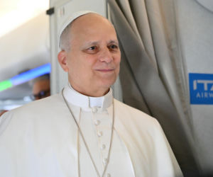 Konferencja papieska w samolocie w podróży do Algierii