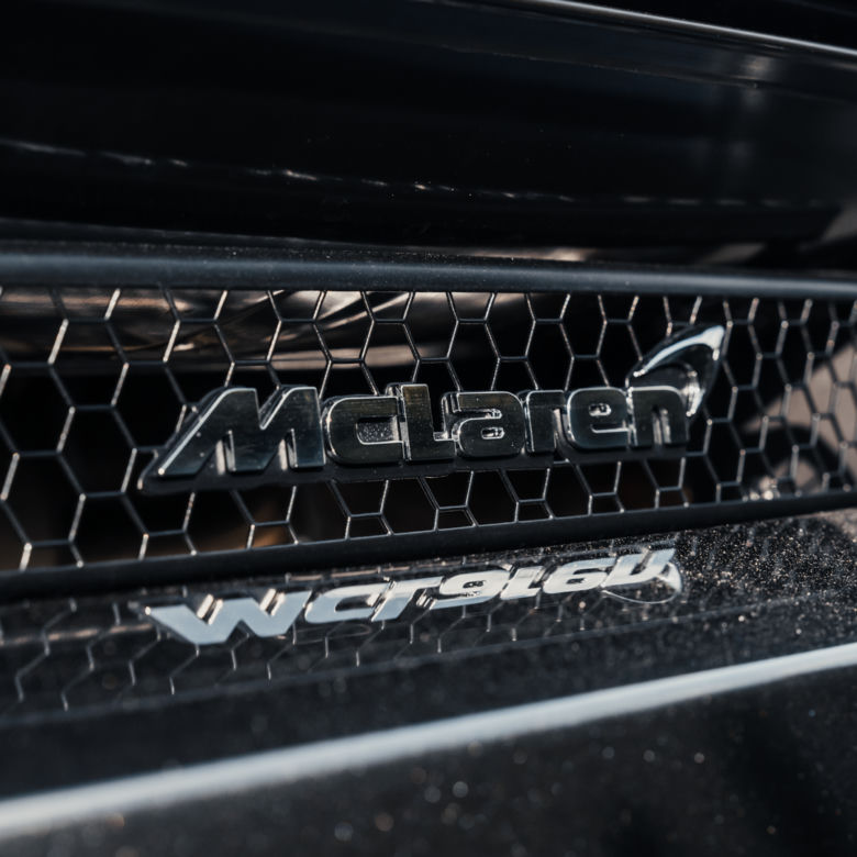 Hubert Hurkacz w McLarenie 720S Coupe