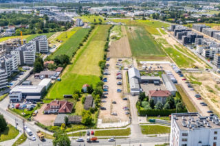 Znikają ostatnie pola kapusty na warszawskim Chrzanowie. Nowa droga i plac w planach