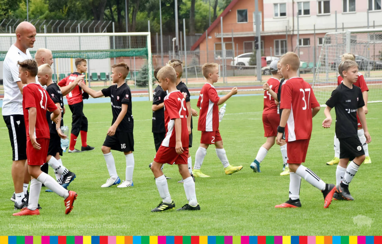 Jagiellonia Białystok z pucharem od marszałka i kibiców [ZDJĘCIA]