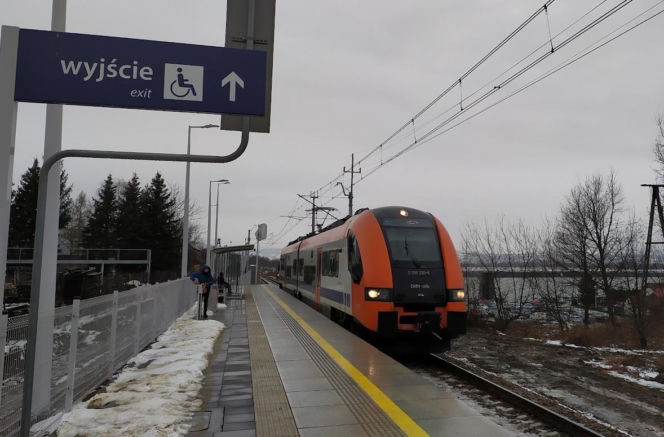 Znowu można taniej podróżować pociągiem. Ruszyła akcja „Małopolski bilet na ferie” 