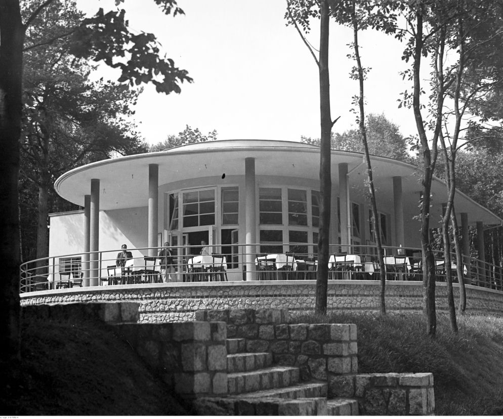 Centrum Edukacji Ekologicznej - przebudowa i adaptacja pawilonu kawiarnianego z 1936 roku 1