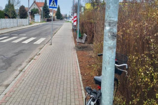 Pijany rowerzysta wjechał na tory na czerwonym świetle