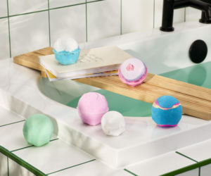 W Światowy Dzień Bomby do Kąpieli Lush stawia na swoje bestsellery