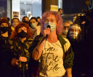 Protest kobiet w Katowicach. Tłumy strajkują przeciwko zakazowi aborcji