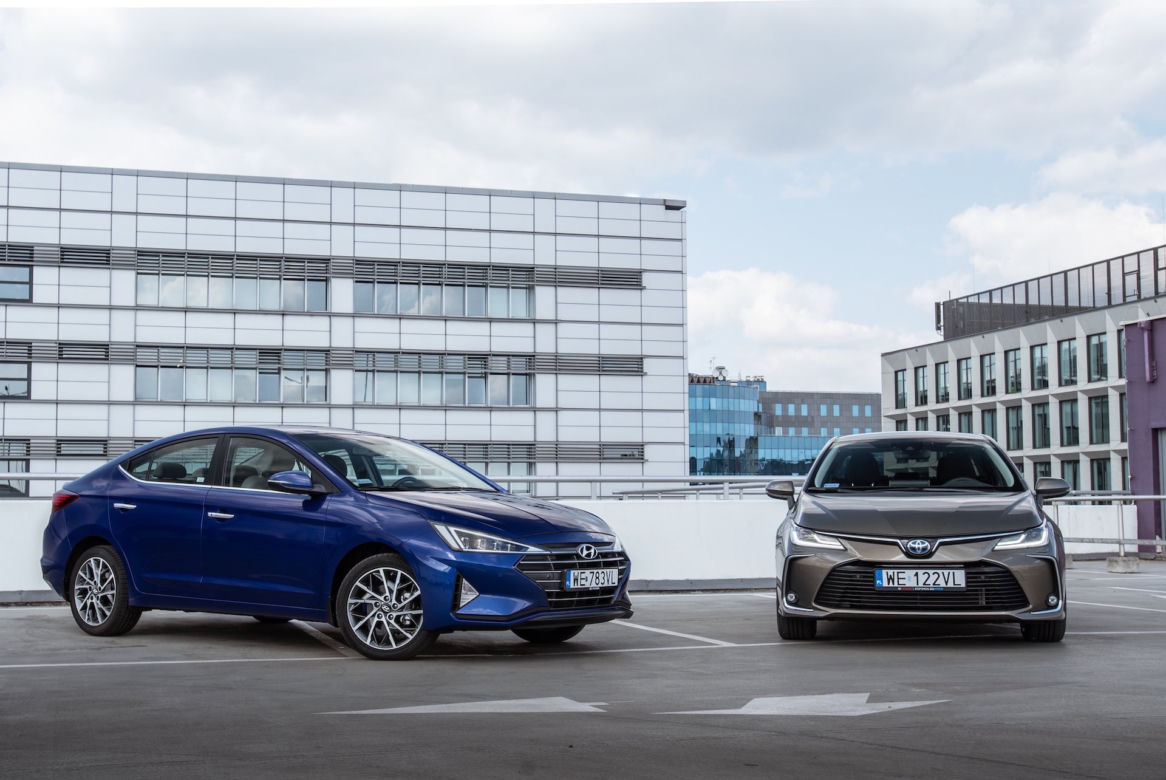 Toyota Corolla Sedan 1.8 Hybrid 122 KM e-CVT vs Hyundai Elantra Style 1.6 MPI 6MT