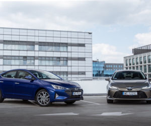 Toyota Corolla Sedan 1.8 Hybrid 122 KM e-CVT vs Hyundai Elantra Style 1.6 MPI 6MT