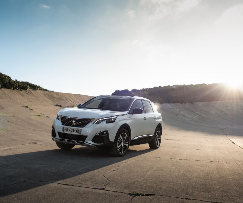 Peugeot 508 Hybrid i Peugeot 3008 Hybrid4