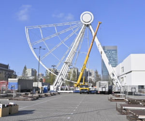 Dziwny obiekt w centrum Warszawy. Co tu powstaje? Stolica już stroi się na Boże Narodzenie!