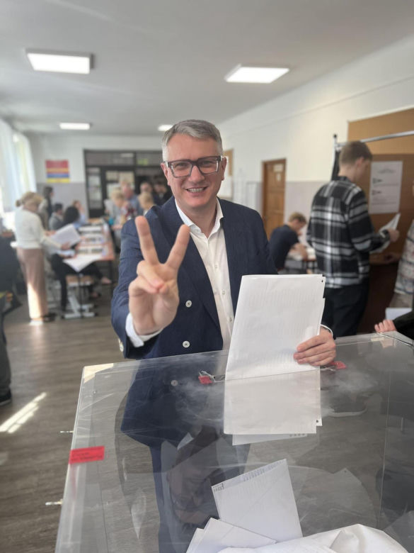 Wybory samorządowe 2024. Tak głosowali kandydaci na prezydenta Warszawy