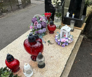 Tak wygląda grób Violetty Villas. Szok, co się na nim znalazło