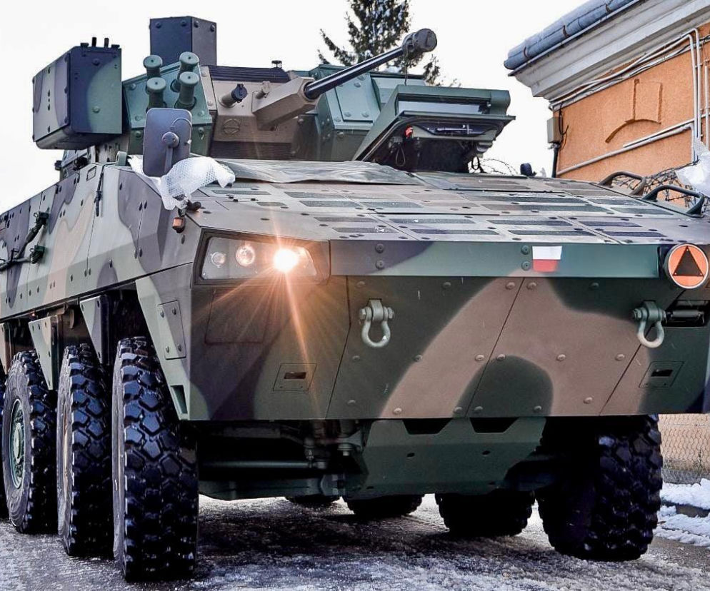 Kolejne partie nowego sprzętu. Brygada Strzelców Podhalańskich odebrała nowe KTO Rosomak z ZSSW-30