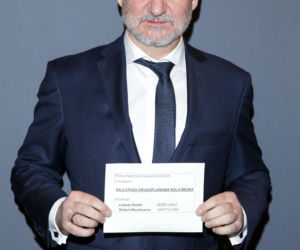 Robert Więckiewicz zaczynał w technikum budowlanym. Tak wyglądała jego niezwykła metamorfoza