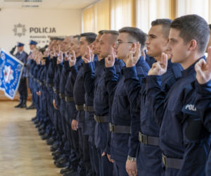 Młodzi policjanci złożyli w Bydgoszczy ślubowanie 