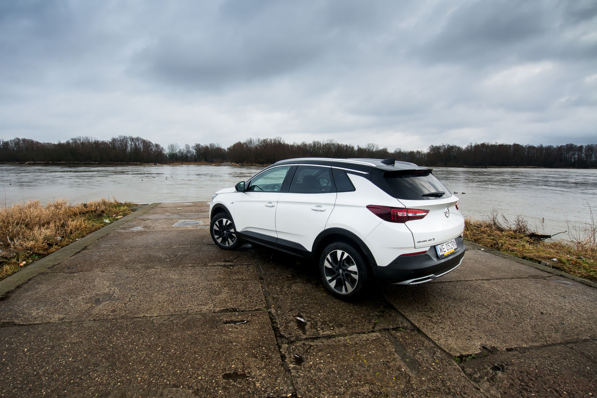 Opel Grandland X 1.2 Turbo 130 KM M6 Elite