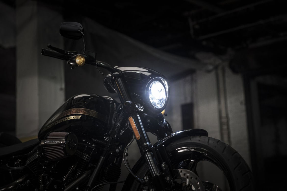 Harley-Davidson CVO Pro Street Breakout
