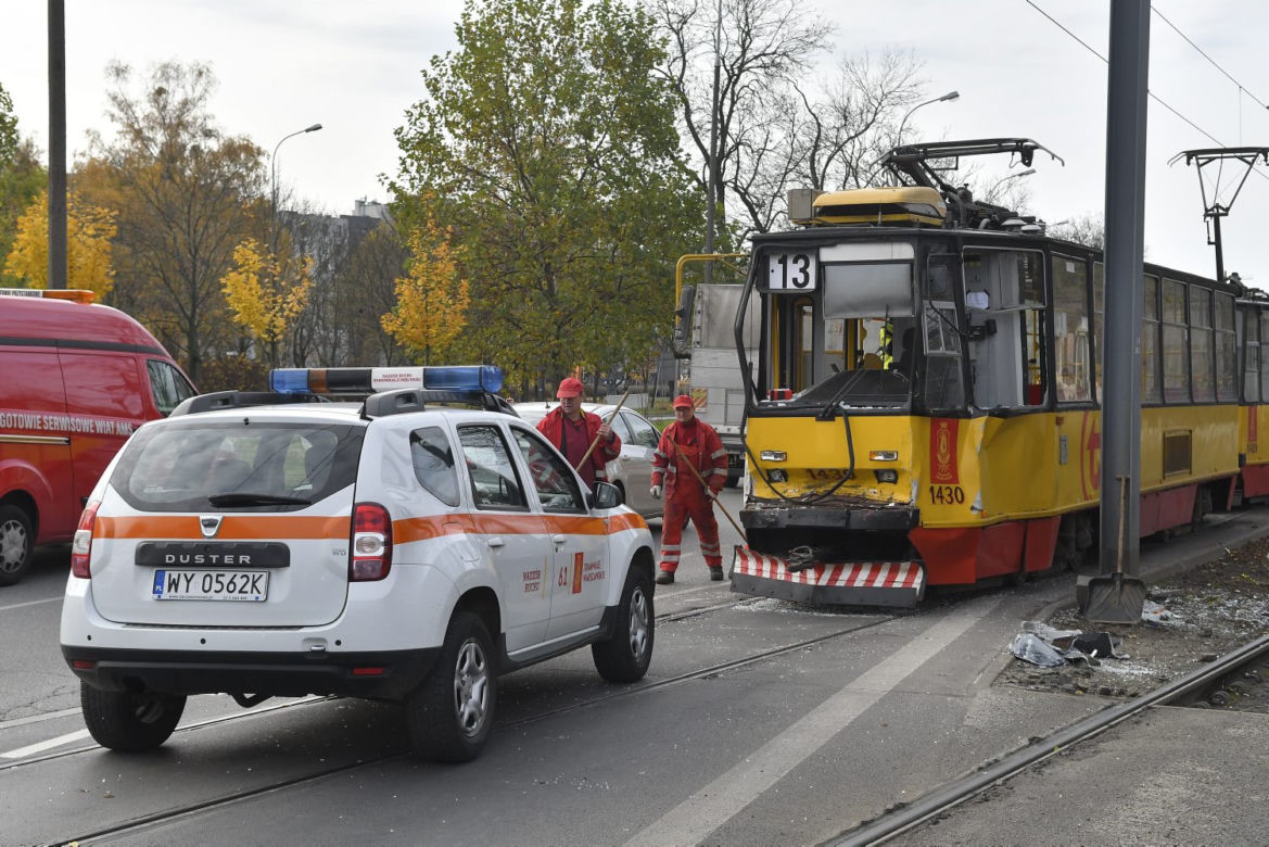Wypadek tramwajowy przy ul.Elekcyjnej w Warszawie