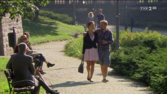 O mnie się nie martw 5 sezon odc 5 Krzysiek (Paweł Domagała) Marta (Katarzyna Andukowicz)