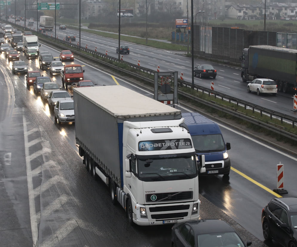 MIESZKAŃCY NIE CHCĄ TIR-ÓW.