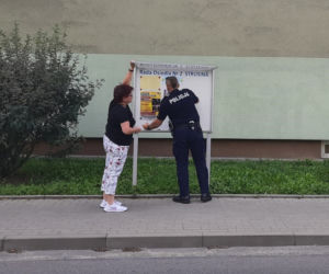Tarnowscy policjanci ostrzegają seniorów przed oszustami