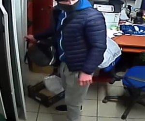 Oni są poszukiwani przez łódzką policję. Rozpoznajecie którąś z tych osób? 