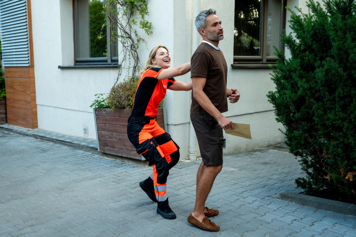 Na sygnale, odcinek 792. Benio (Hubert Jarczak), Basia (Anna Wysocka-Jaworska)