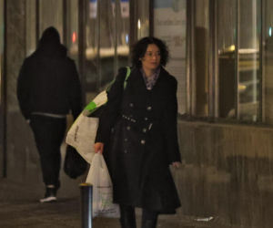 Anna Maria Żukowska buszuje w kwiatach