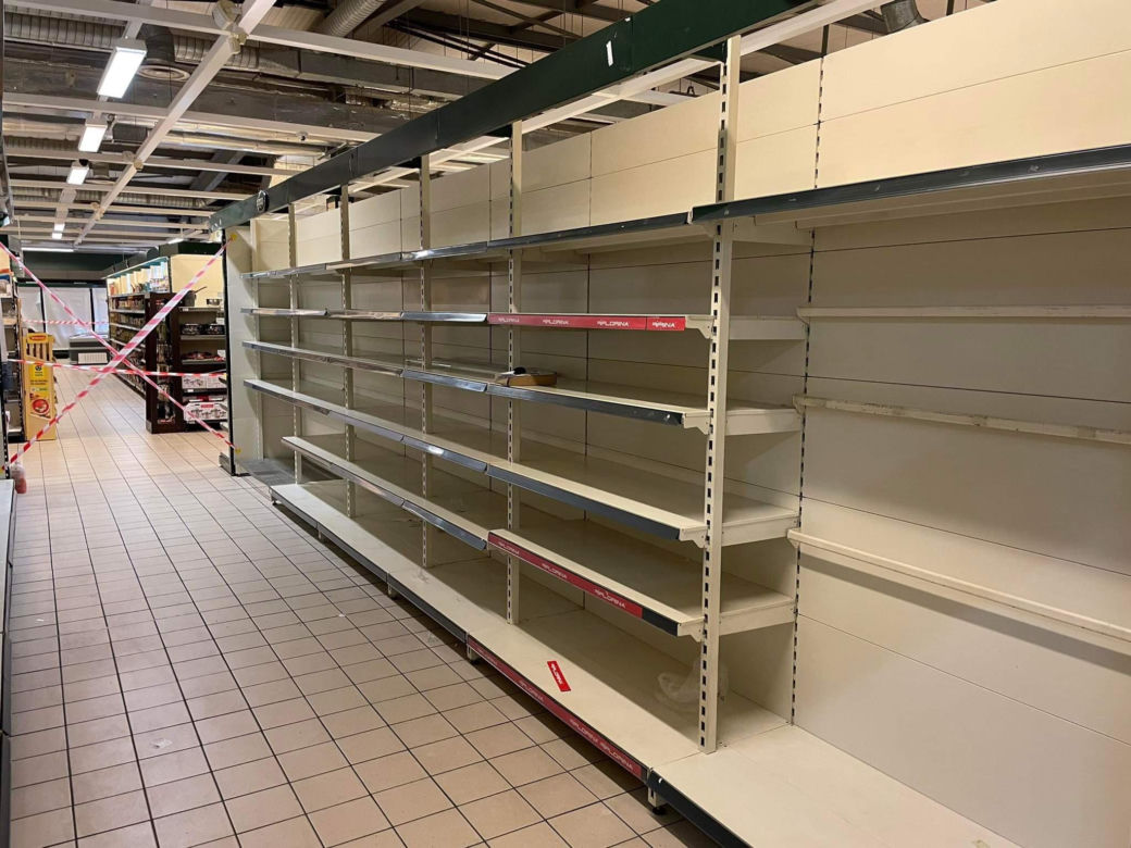Znany market znika z mapy Krakowa. Tam nie zrobimy już zakupów