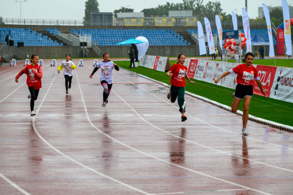 Ponad pół tysiąca dzieci na zawodach „Lekkoatletycznych Nadziei Olimpijskich” we Włocławku
