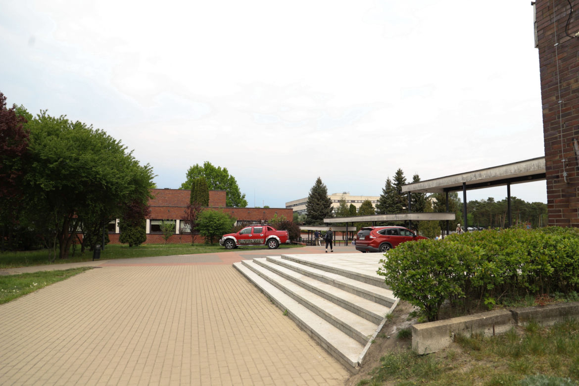 Ciało 37-letniej kobiety z Torunia koło Wydziału Chemii. To tutaj je odnaleźli