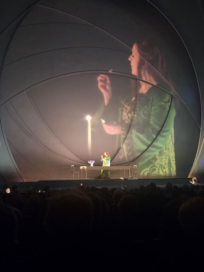 Finałowy spektakl "Tristan i Izolda" Yuvala Sharona w MET